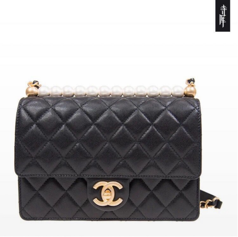 香奈儿和lv的包哪个保值,香奈儿升值款式有哪些