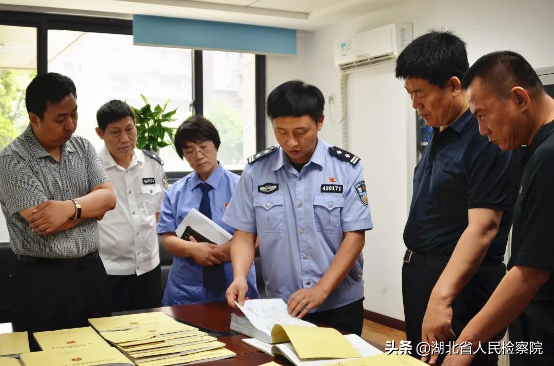 “创争当”检徽之光丨永葆军人本色