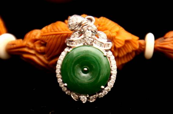 平安扣的寓意及佩戴禁忌,平安扣的寓意和美好句子