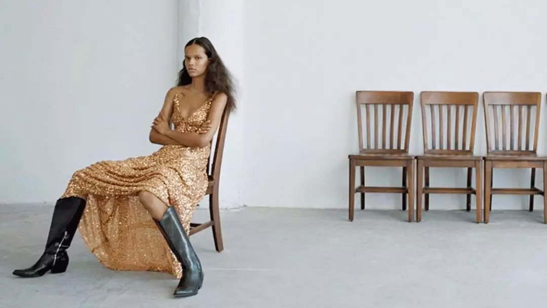 这种靴子长得这么丑又显腿短，可刘雯、泫雅却爱得要死