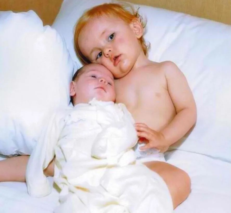 杰克逊三个儿女近照,迈克尔杰克逊的子女现在如何呢