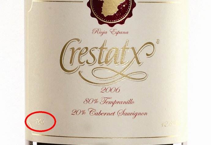 如何辨别红酒真假，瓶子上有这些字样，立马放下瓶子走人