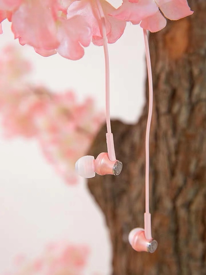 两百块钱能买什么蓝牙耳机,两千元左右最值得入手的耳机