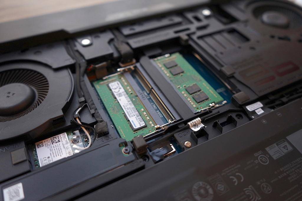 给你40000块，你是选择买一台这样的笔记本还是北京的一个平方