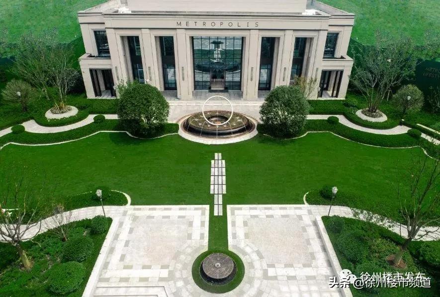 200米地标高楼,200米地标北中心