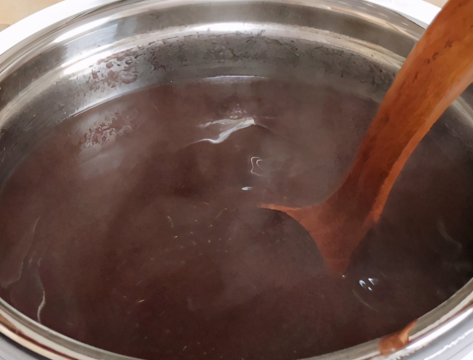 坚持吃五谷粥祛湿养胃,熬粥适合喝的五谷杂粮