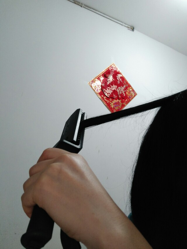 直发棒卷发方式,直发棒怎么卷后面头发