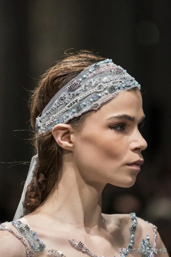 打造巴掌小脸原来这么简单啊