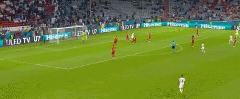 意大利2-1夺欧预赛六连胜,意大利2-0胜厄瓜多尔