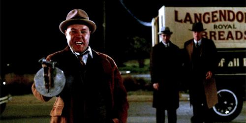 *手党黑**传奇教父＋悲情烂片导演，这部电影是真正的灾难艺术品