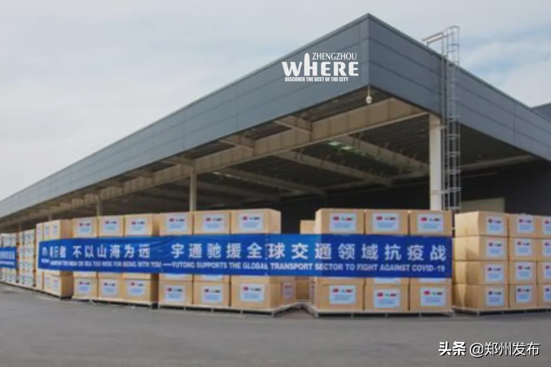 【双语】Zhengzhousendsitslovetotheworld国际战“疫”中的郑州力量