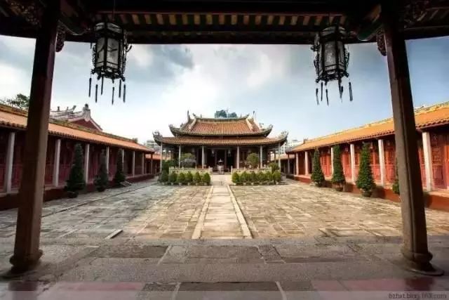 请不要这样子,请不要这样离开我