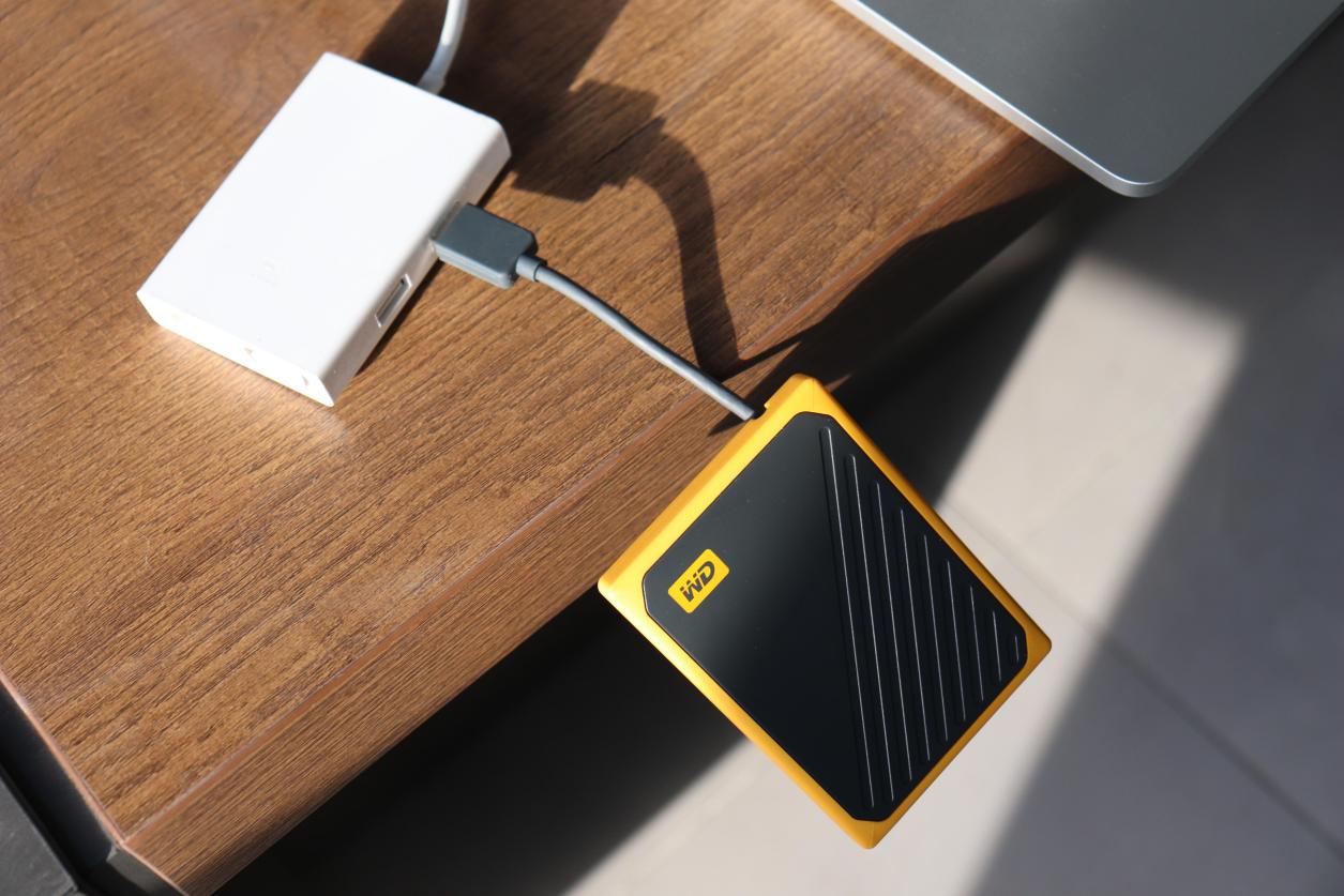 西数MyPassportSSD固态移动硬盘,西数mypassport随行版