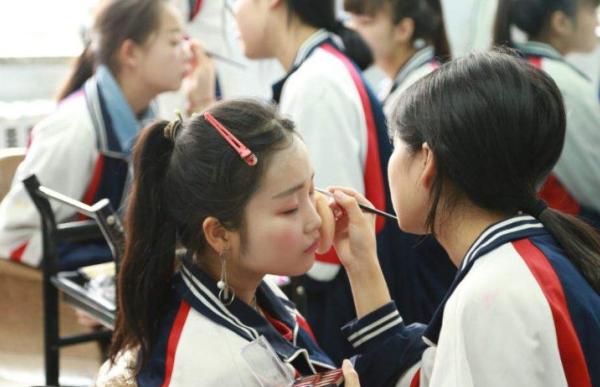 经常做幼稚的行为很掉价吗,幼稚的行为在男生的眼里很掉价吗