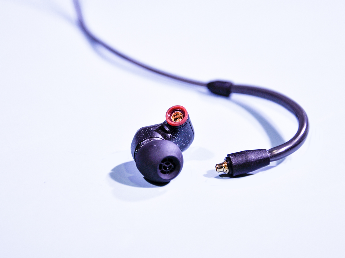 森海塞尔ie300和400测评,森海塞尔ie300耳塞评测