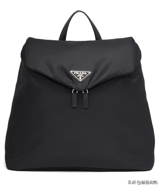 prada新款刺绣宽肩带,prada三角徽标外套