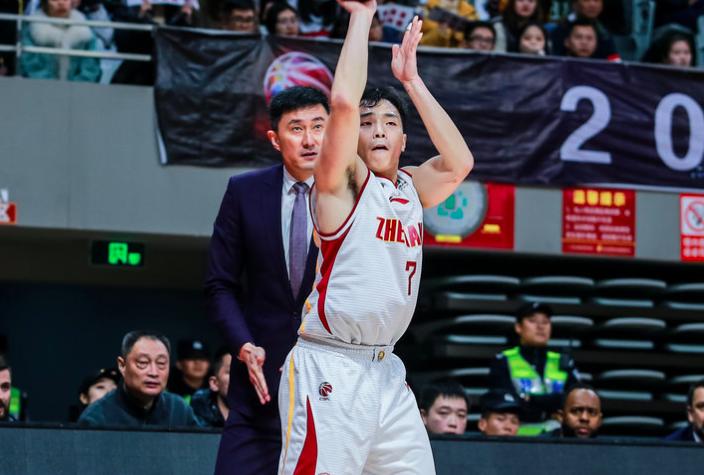 杜锋怒喷,杜锋怒喷裁判完整版