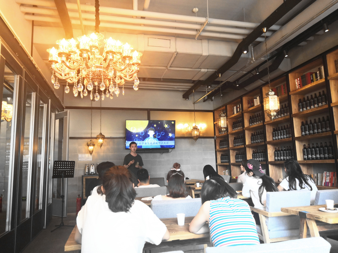 塔罗牌占卜你适合当塔罗师吗,初学塔罗牌每天给自己占卜一张