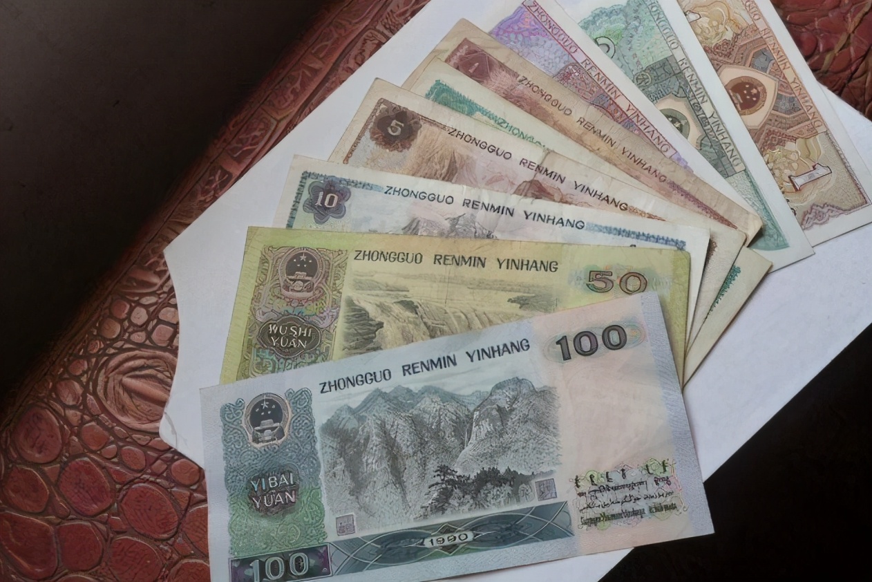 收藏纸币还是纪念币银元,纸币银元跟铜元哪个价值高