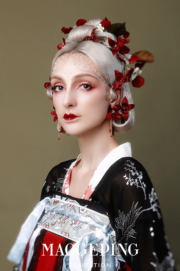 想成为高级化妆师怎么做,新娘化妆要学什么