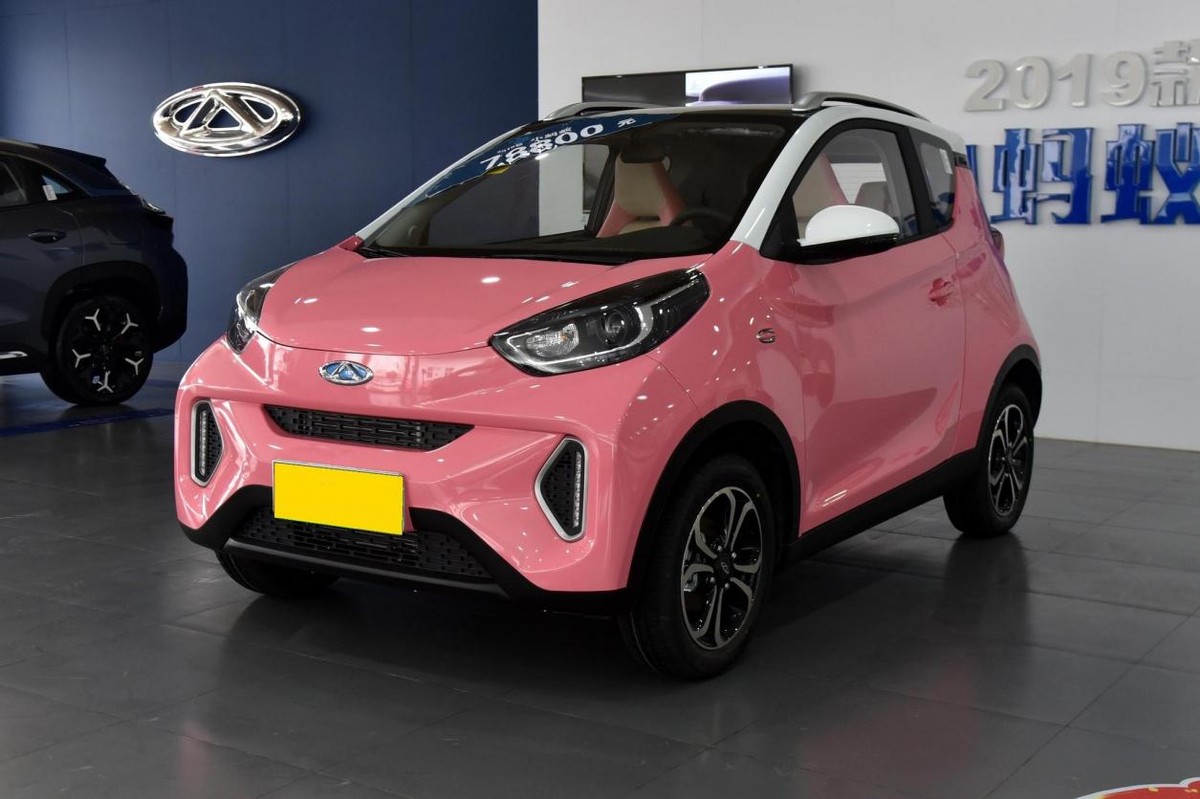 适合小姐姐的高颜值车,奇瑞小蚂蚁最新款内饰