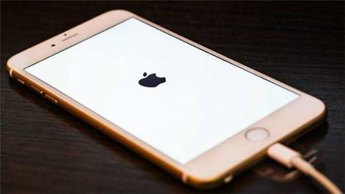 iphone6s无法开机一直白苹果黑屏,苹果7黑屏开不了机怎么办