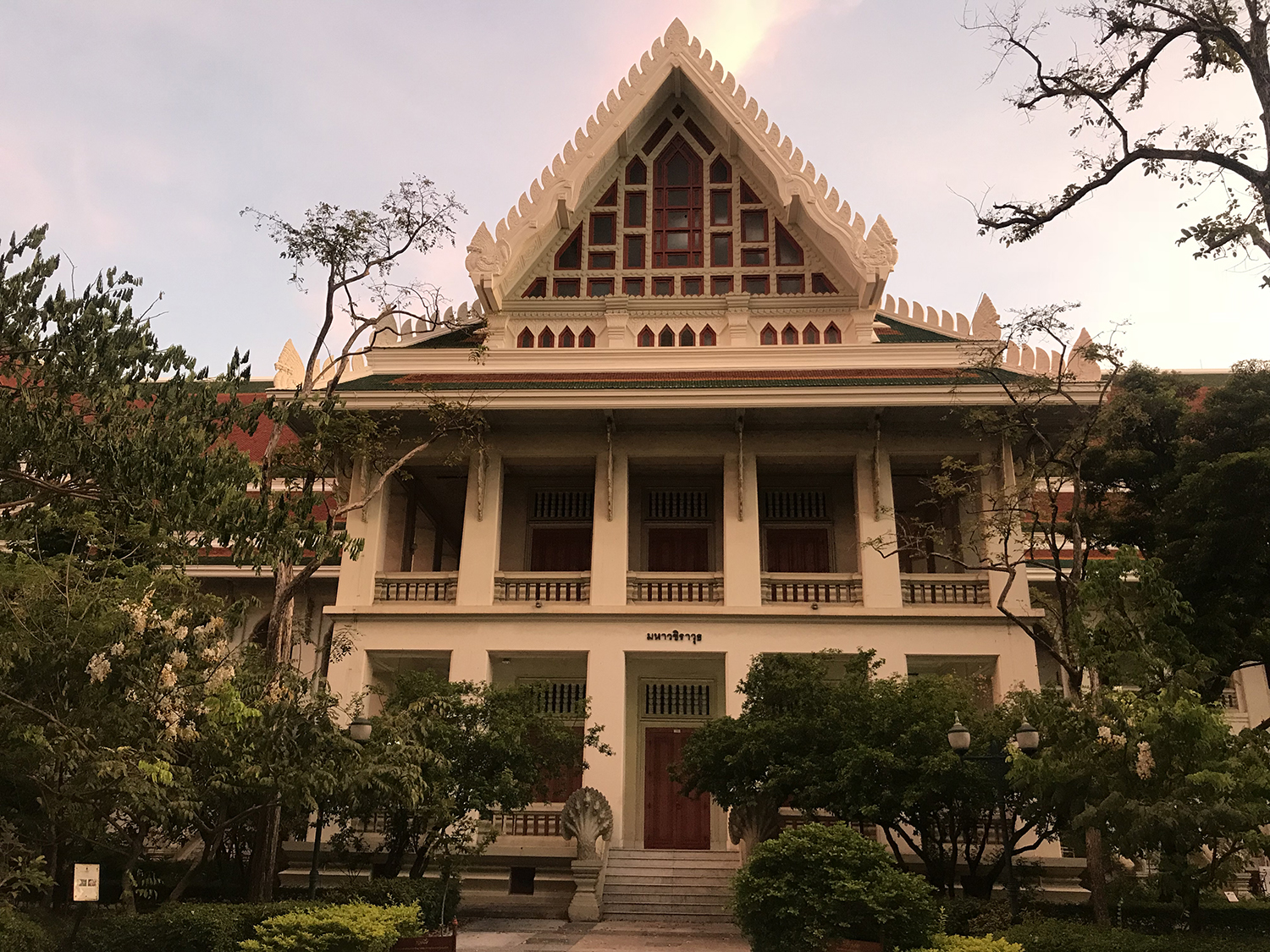 去泰国留学前最好知道什么,去泰国留学是什么水平