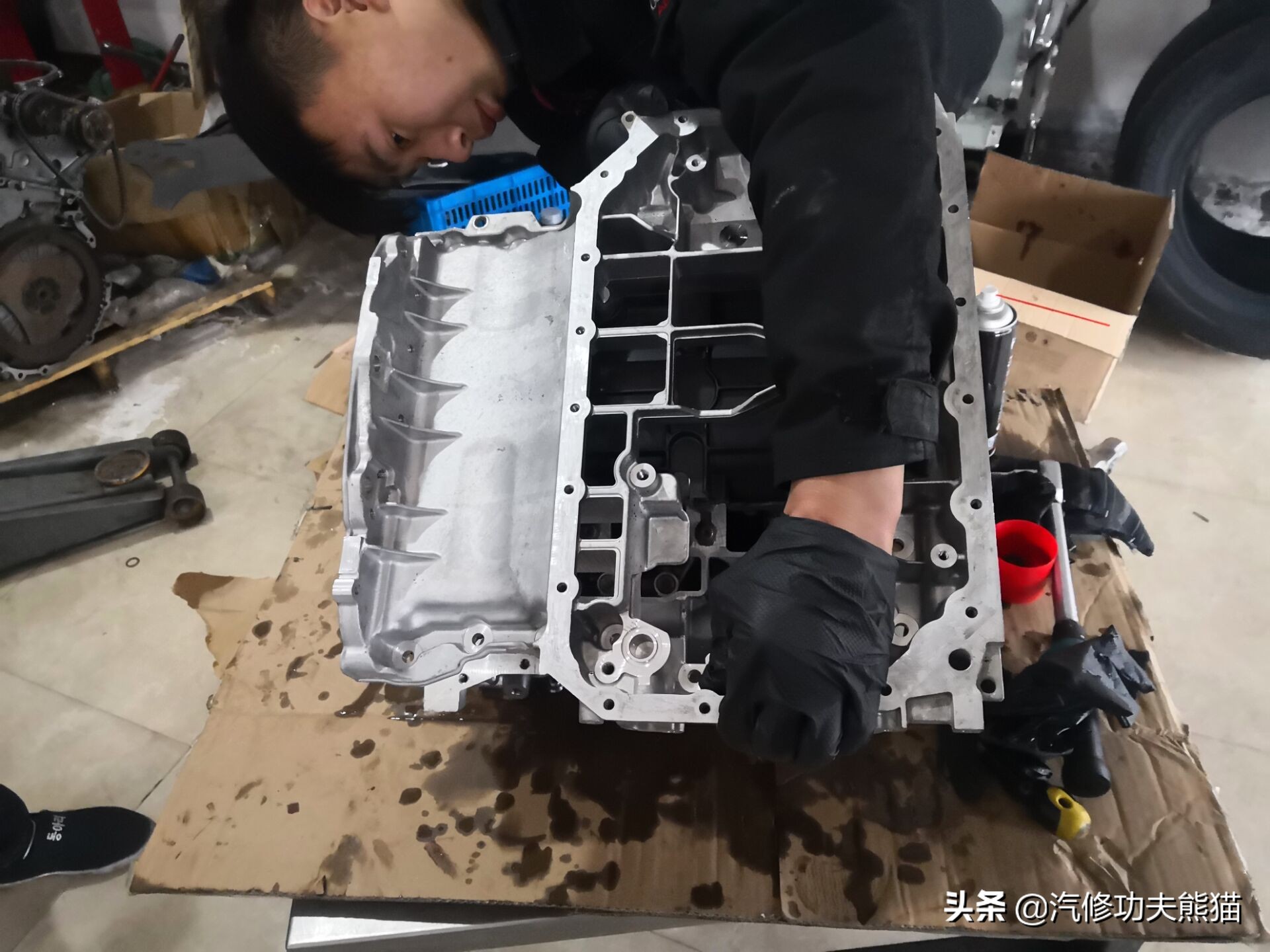 大众途锐急加速发动机故障灯点亮,大众新款途锐车子烧机油