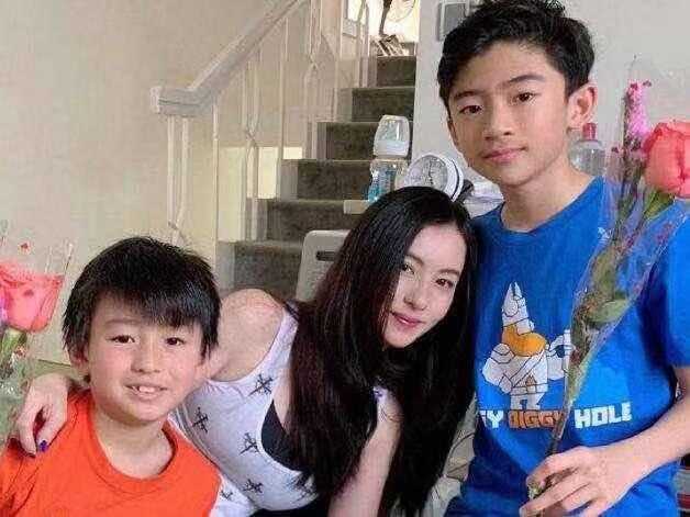 谢霆锋和王菲第一次在一起时间,谢霆锋和王菲最近感情真实消息