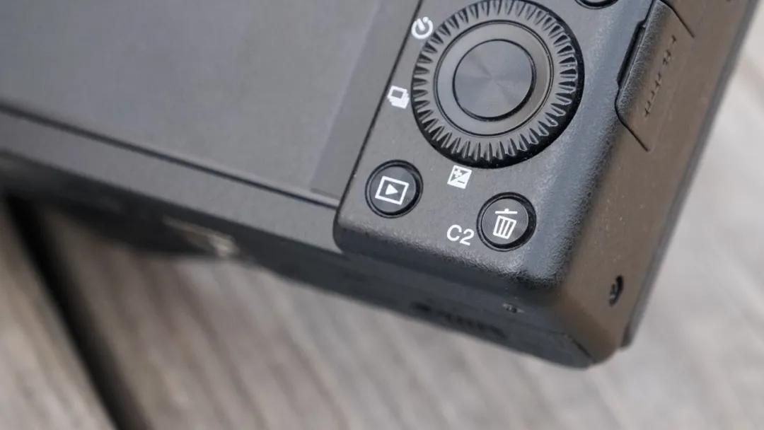 索尼zv1升级版什么时候发布,索尼zv1上手