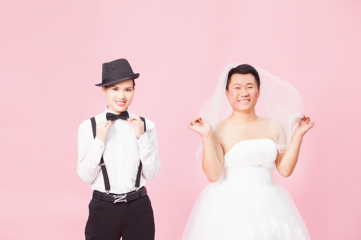 2023年下半年最流行的婚纱照风格,2022婚纱照流行风格150小个子