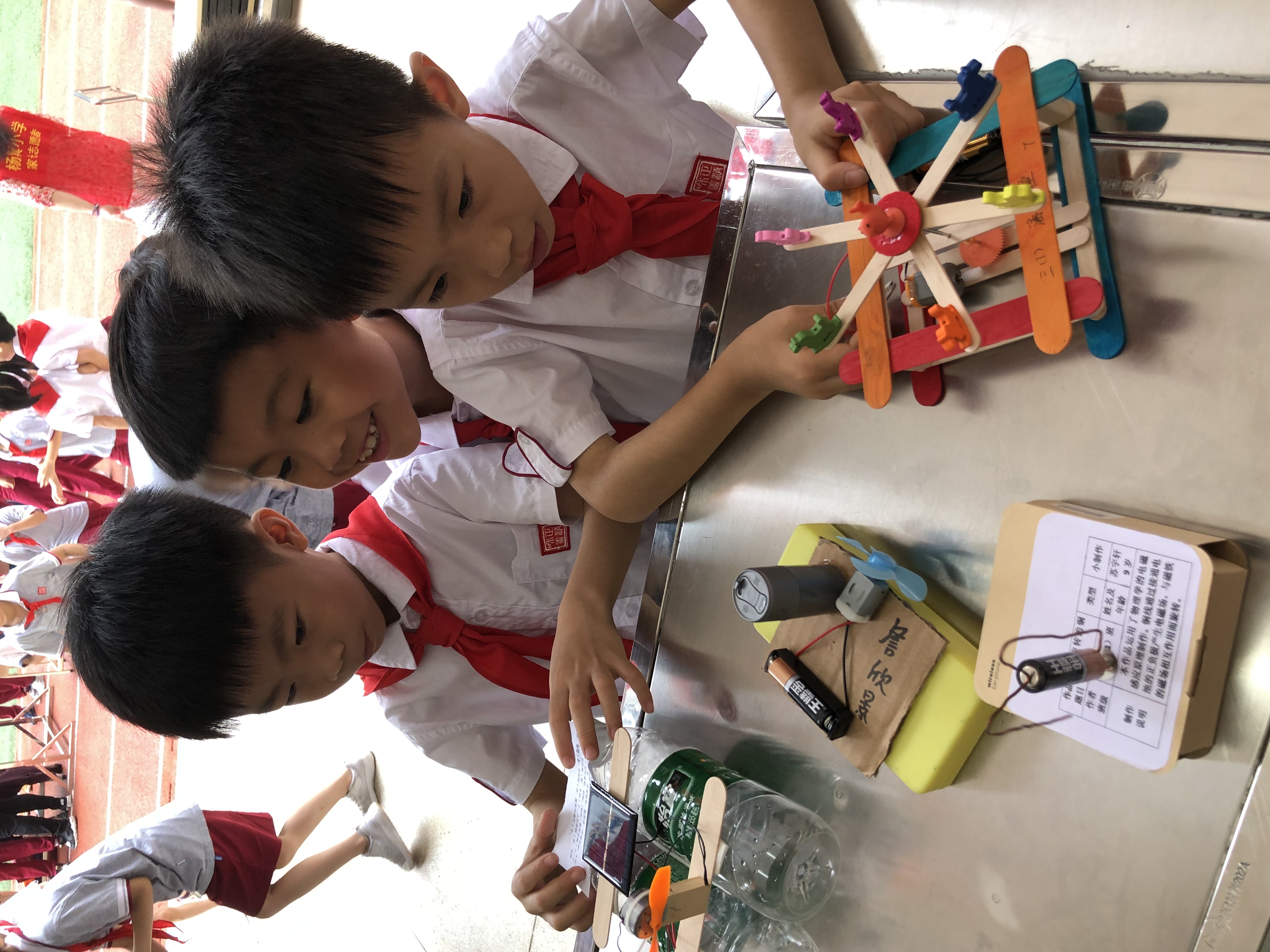 缇庡湪闈掓槬骞村崕,缇庡湪闈掓槬骞村皯