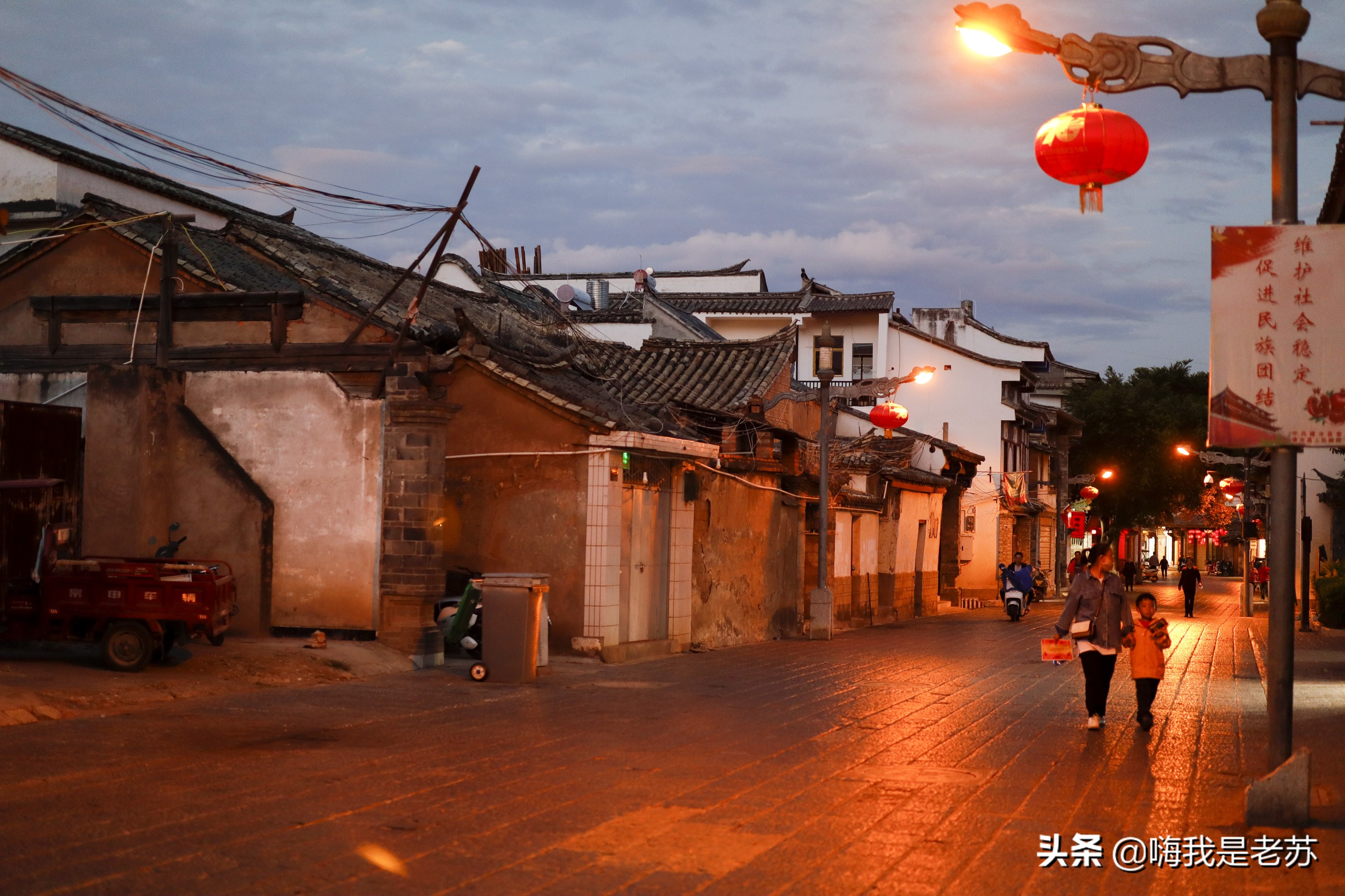建水汽锅鸡放黑胡椒还是白胡椒,云南建水汽锅鸡怎样让汤更多