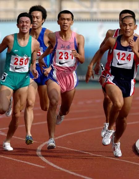 中国800米男子赛跑世界纪录,中国男子800米冠军是谁