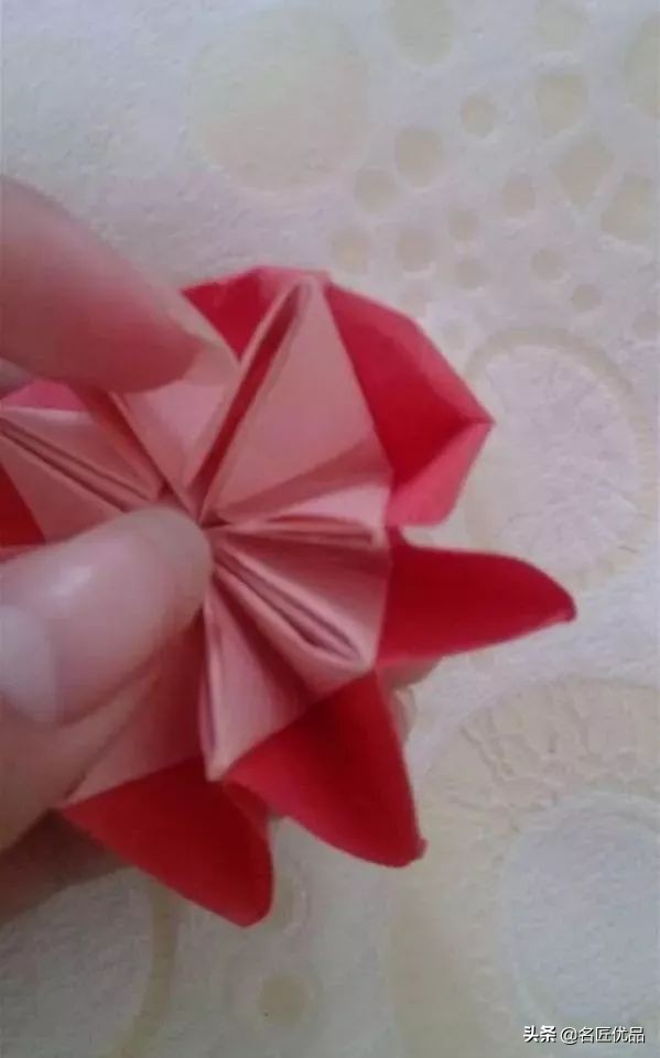 母亲节手工康乃馨简单又漂亮,母亲节适合给妈妈做的康乃馨手工