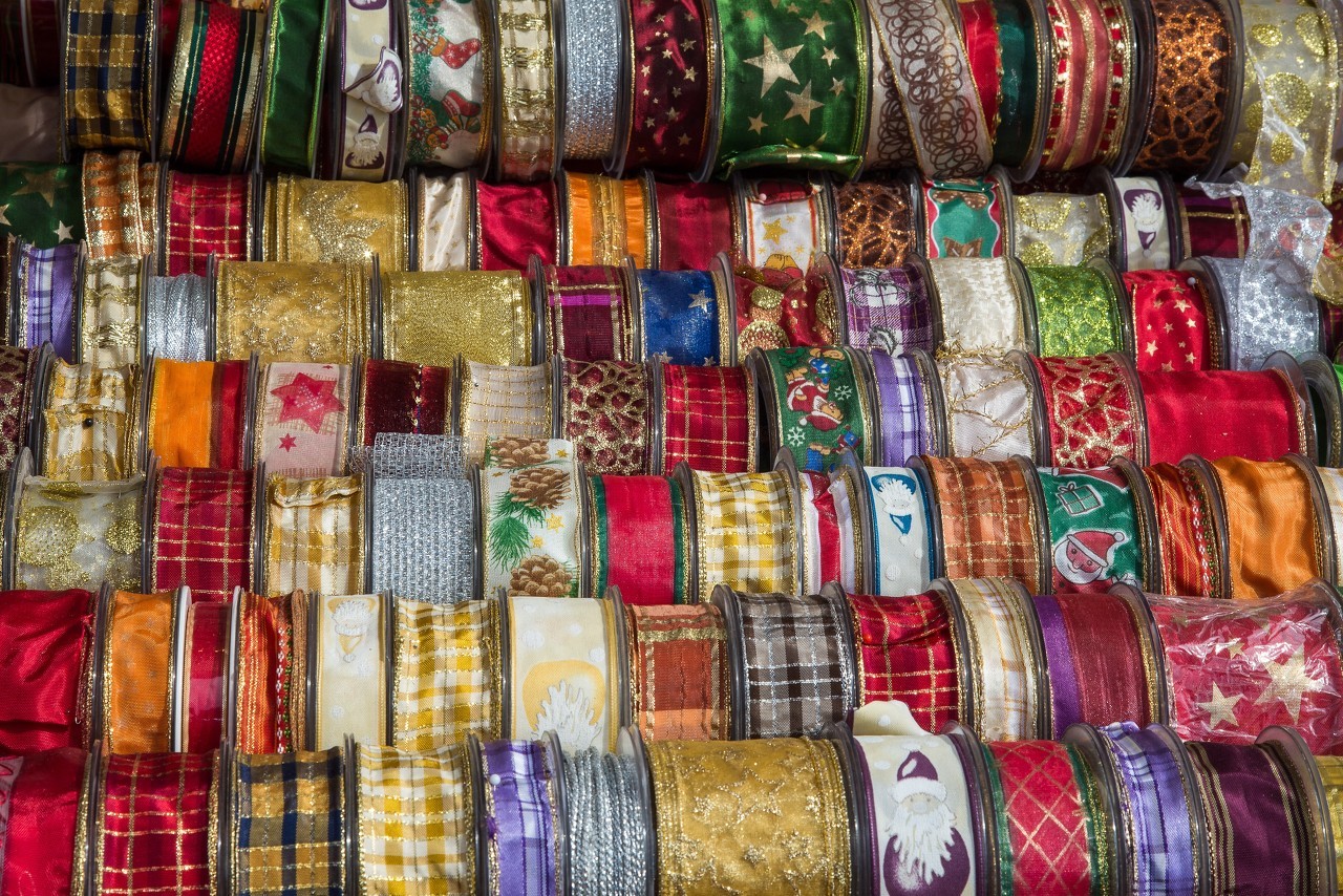 出差后给同事带什么礼物,职场难题