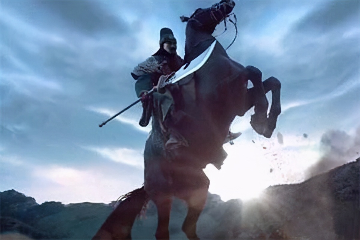 黄忠为什么帮关羽报仇,黄忠大战关羽之后黄忠下场如何