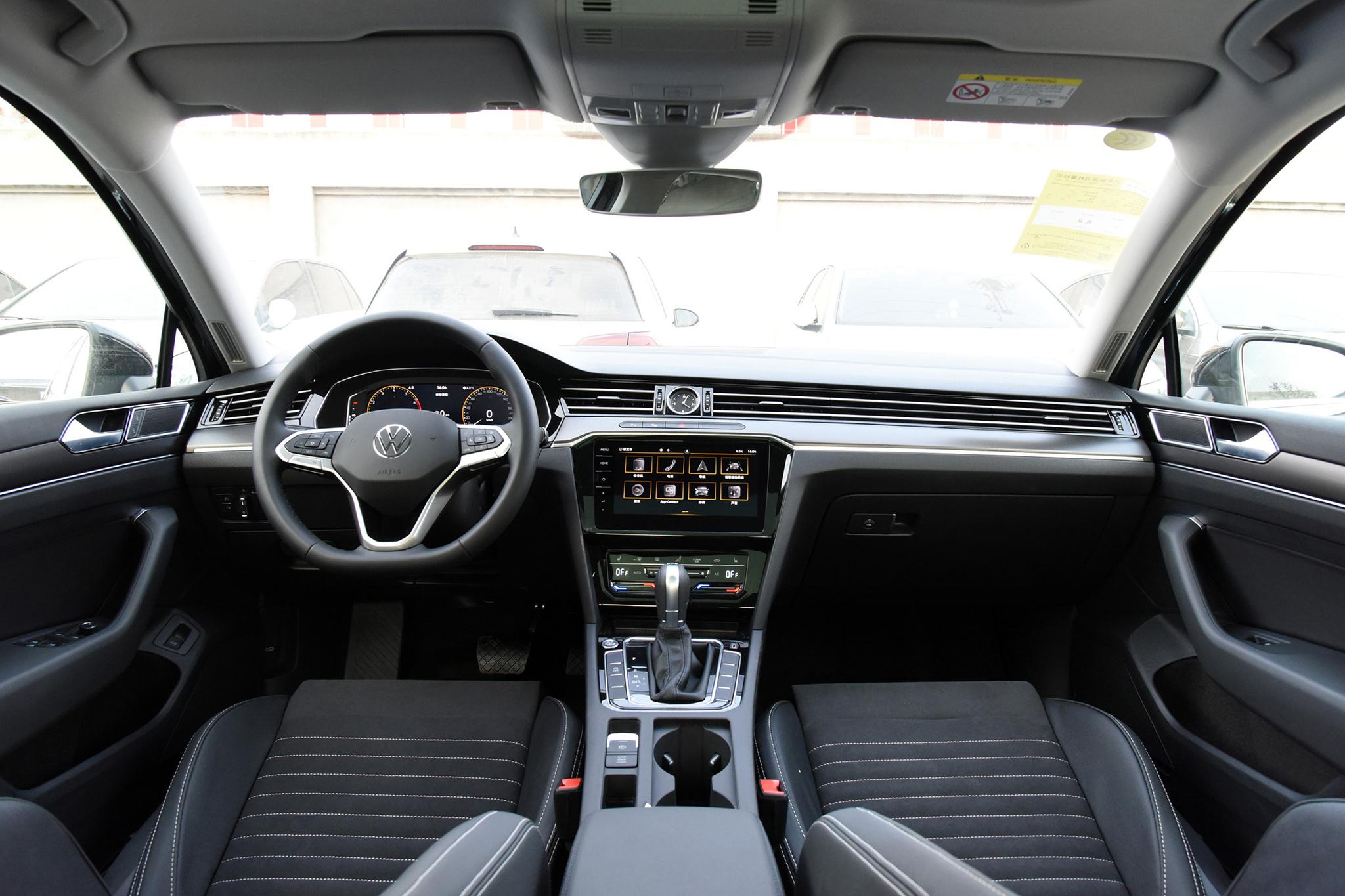 顶配不贵20万高性价比中级车推荐,20万内落地最值得入手的中级车