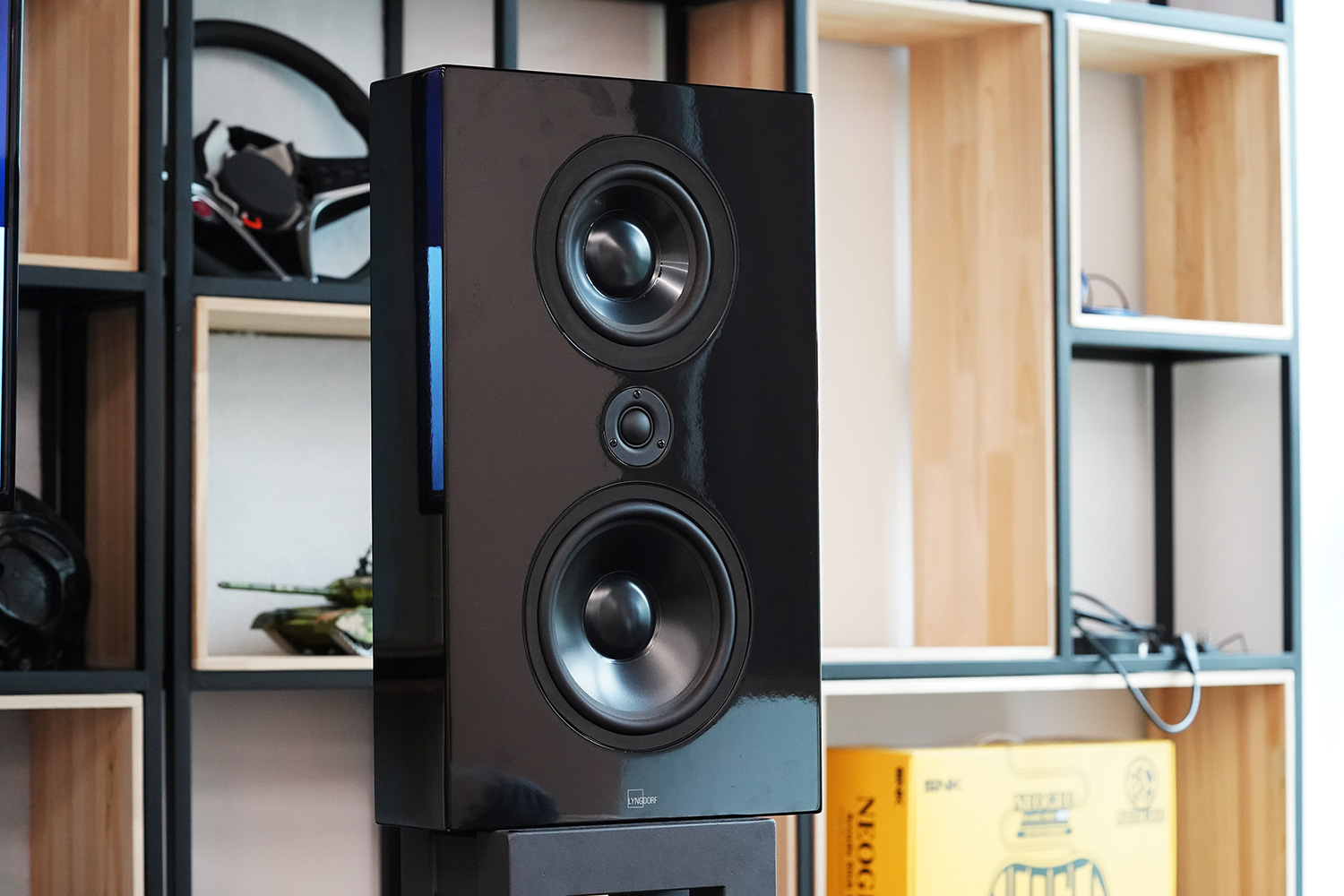 15平方家庭影院音响推荐,极简风家庭影院装修效果