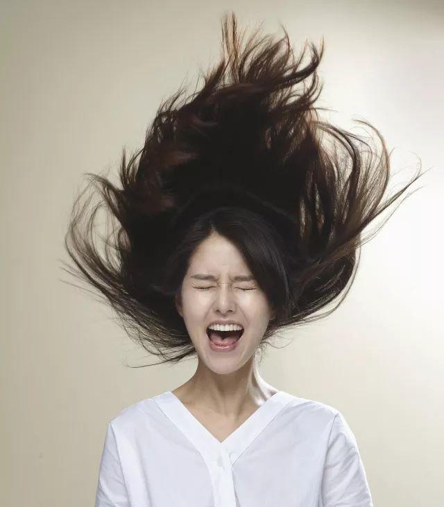 去屑干枯毛躁滋润的洗发水,去屑修复干枯毛躁洗发水推荐