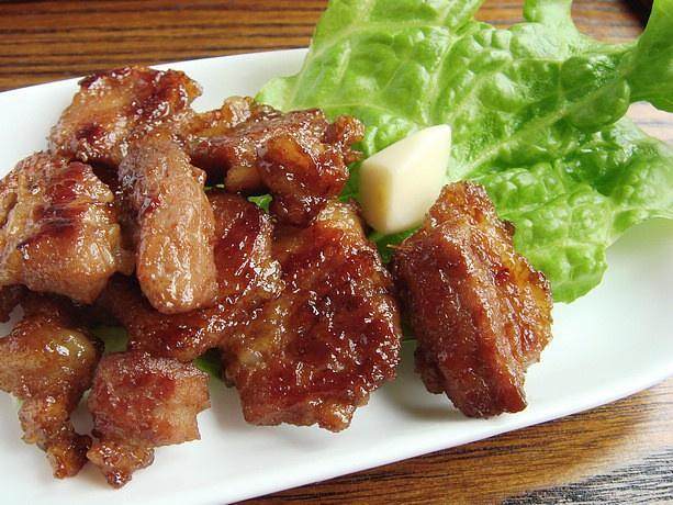 用平底锅做烤肉的方法,在家怎么用平底锅烤肉