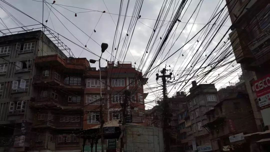 20元在异国，4年成为华人代表，受邀参加投资峰会，登上当地杂志