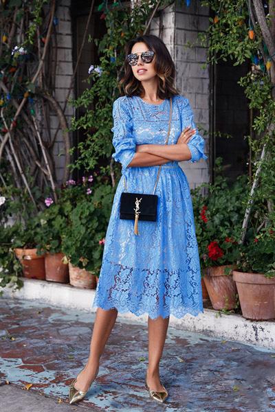 蕾丝裙怎么穿出高级感,白色长蕾丝裙怎么穿好看