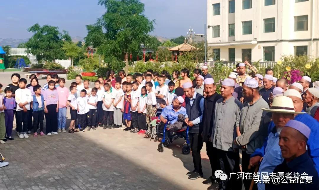 原八一男篮中锋马占福视频,篮球运动员马占福照片