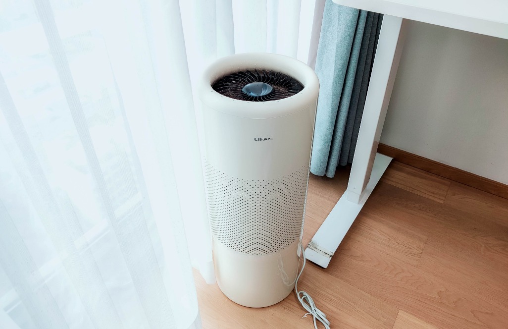 加湿器测评让我们告别冬日干燥,干燥的冬季加湿器选哪款