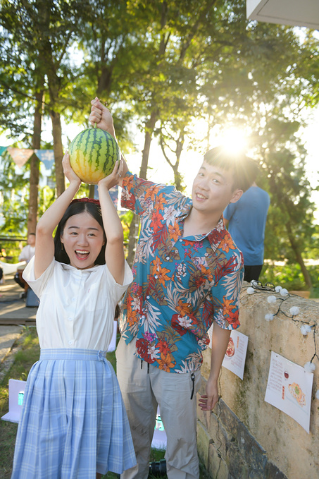 初夏品风凉饭，南北湖商玉客栈，推窗有山水