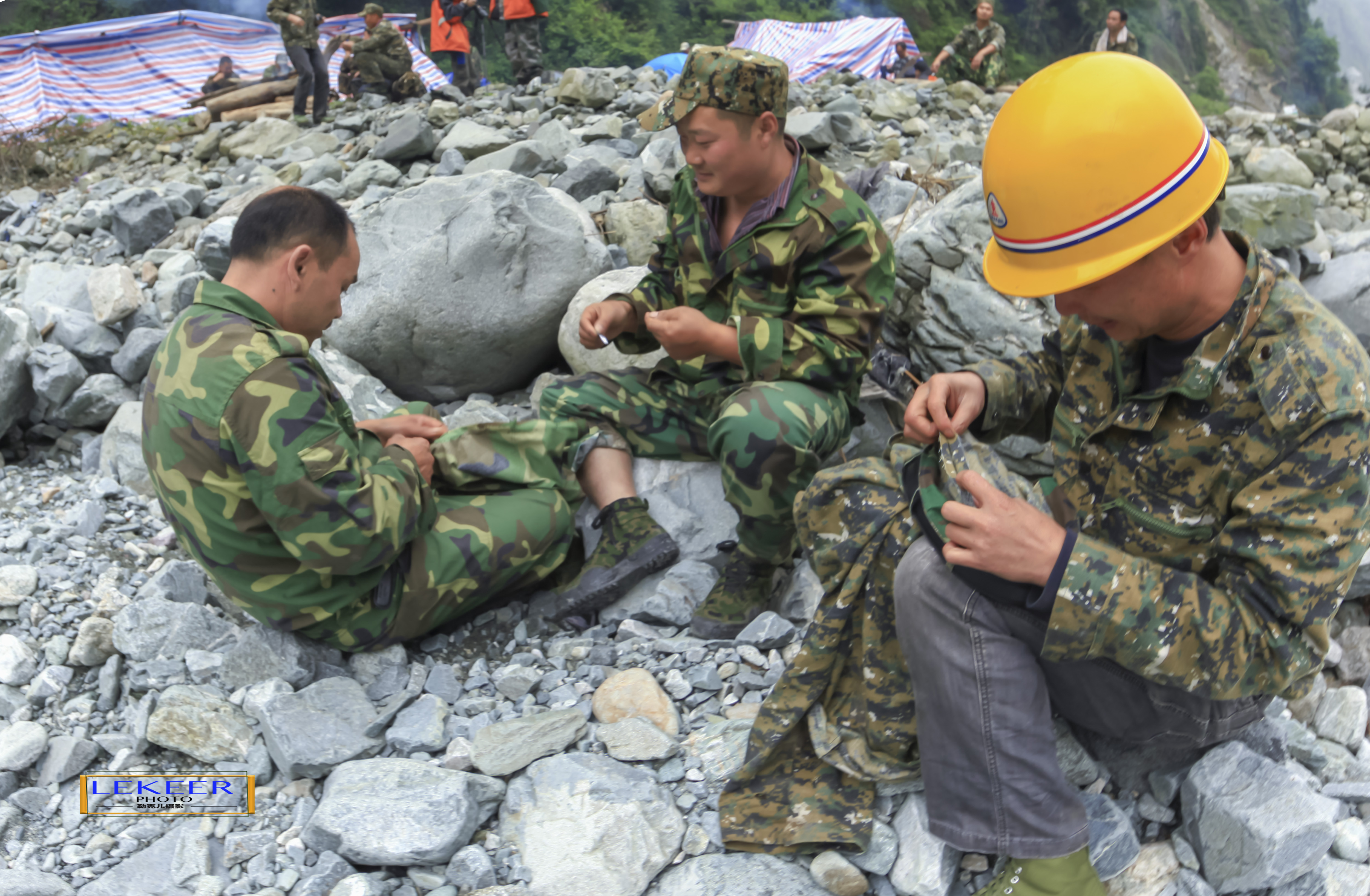 穿越无人区难忘的经历,穿越无人区后半夜的恐怖经历