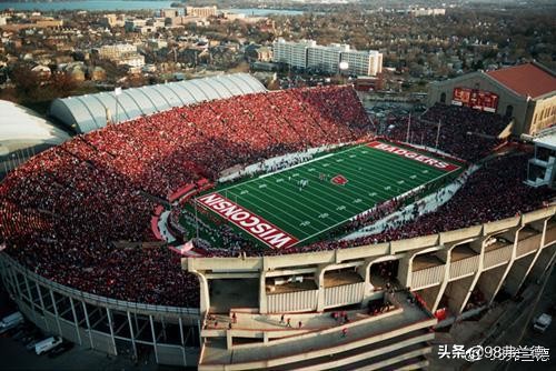 爱足球的山姆大叔和玫瑰碗之殇