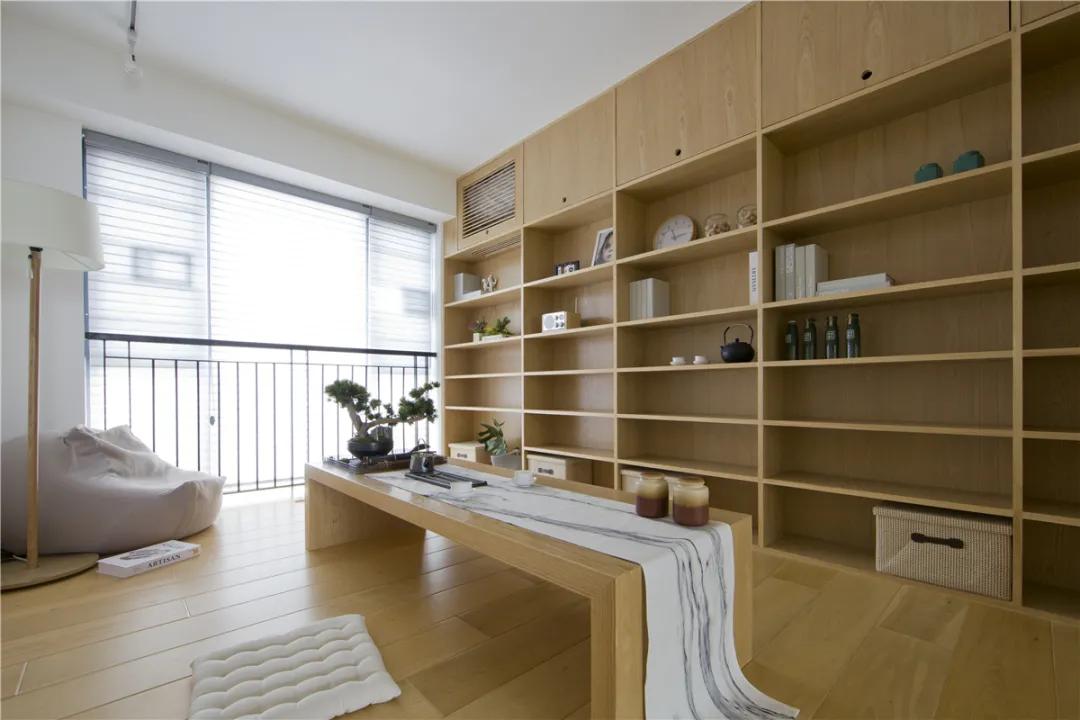 榻榻米怎么设计才能最实用,榻榻米房间实用与美观并重