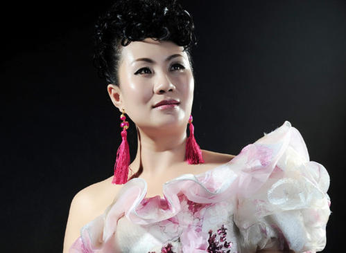 出家后的李娜近况,李娜出家和她的婚姻